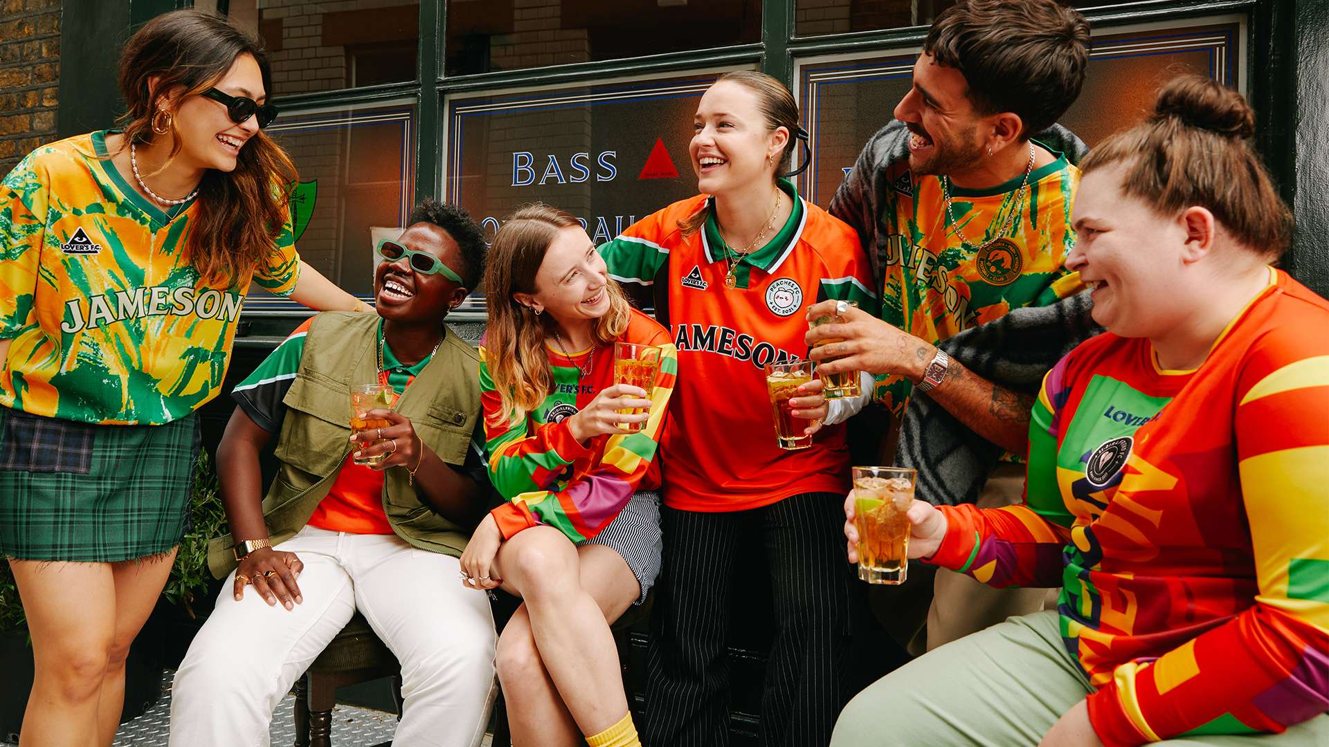 制足球发达 制足球发达